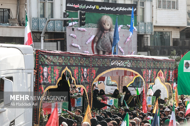 تشییع پیکر ۶۰ شهید اقتدار در تهران