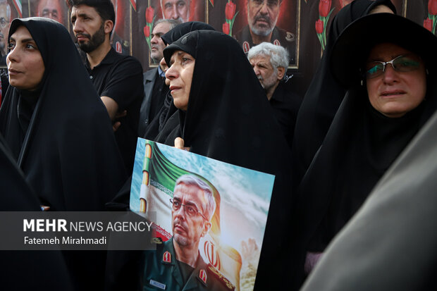 تشییع پیکر ۶۰ شهید اقتدار در تهران