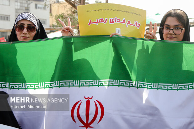 تشییع پیکر ۶۰ شهید اقتدار در تهران