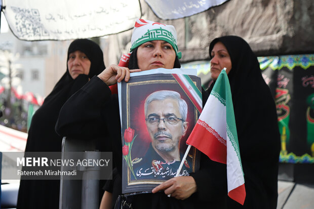 تشییع پیکر ۶۰ شهید اقتدار در تهران