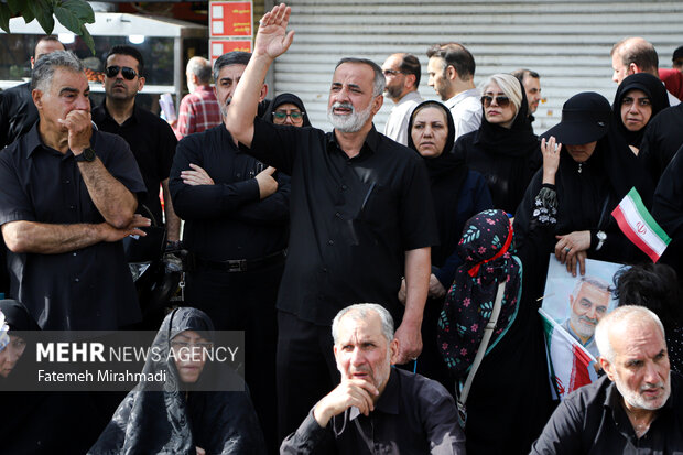 تشییع پیکر ۶۰ شهید اقتدار در تهران
