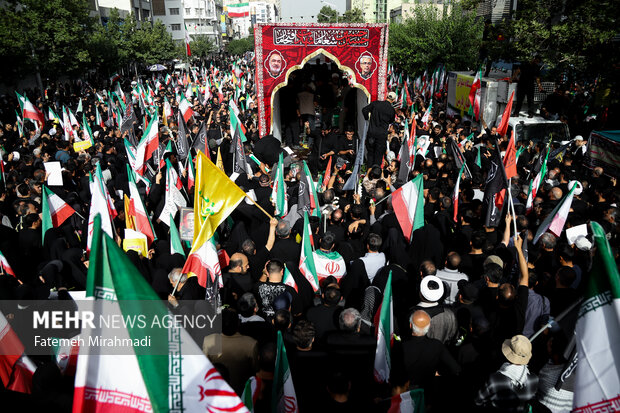 تشییع پیکر ۶۰ شهید اقتدار در تهران