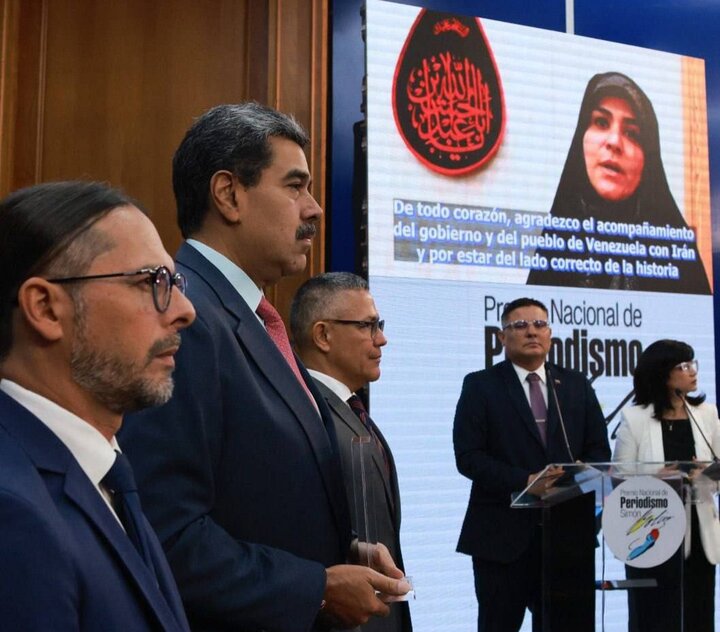 Venezuela awards female Iranian anchor Simón Bolívar prize