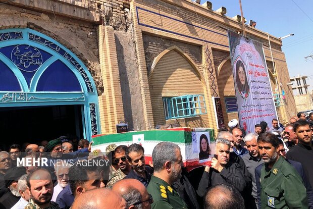 پیکر بانوی شاغل در زندان اوین در خرمشهر تشییع شد