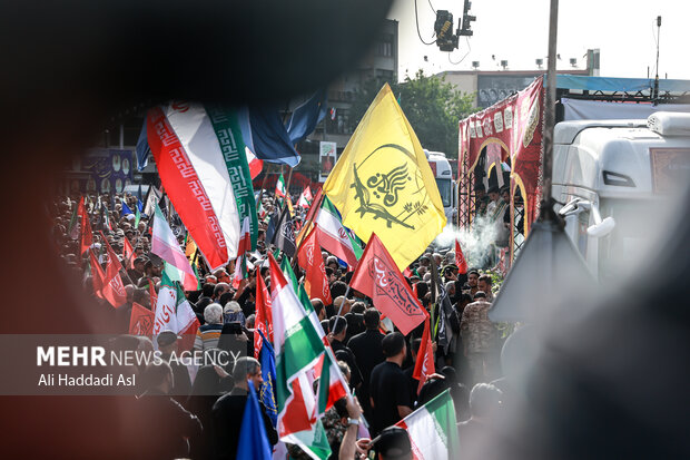 تشییع پیکر ۶۰ شهید اقتدار در تهران