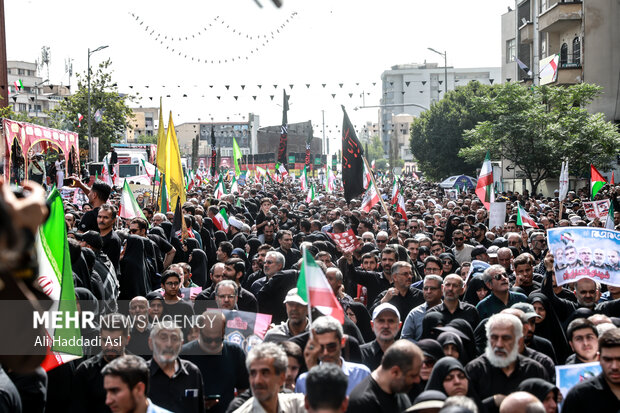 تشییع پیکر ۶۰ شهید اقتدار در تهران