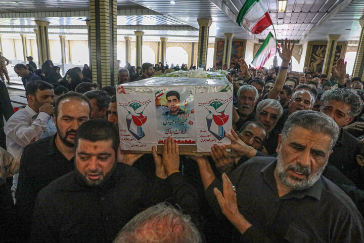مراسم تشییع شهیدان «حیدری و ضرغامی پرست» در استان زنجان