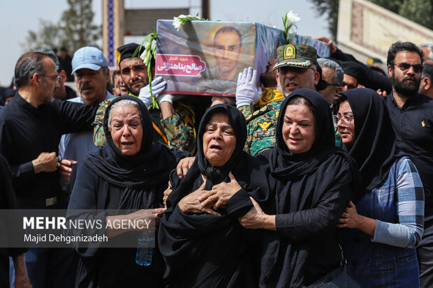 تشییع پیکر شهید مدافع وطن «سرگرد صالح بناء هنزایی» در یزد