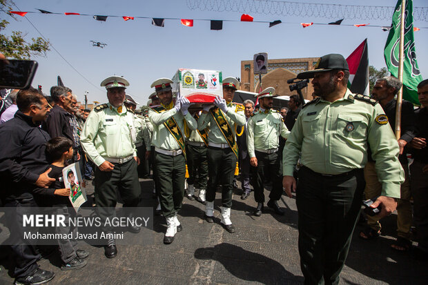 تشییع پیکر شهید مدافع وطن «امیرحسین باجلان» در قزوین