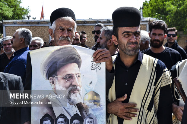 تشییع پیکر مطهر سردار غلامرضا سوادکوهی در فریدن اصفهان