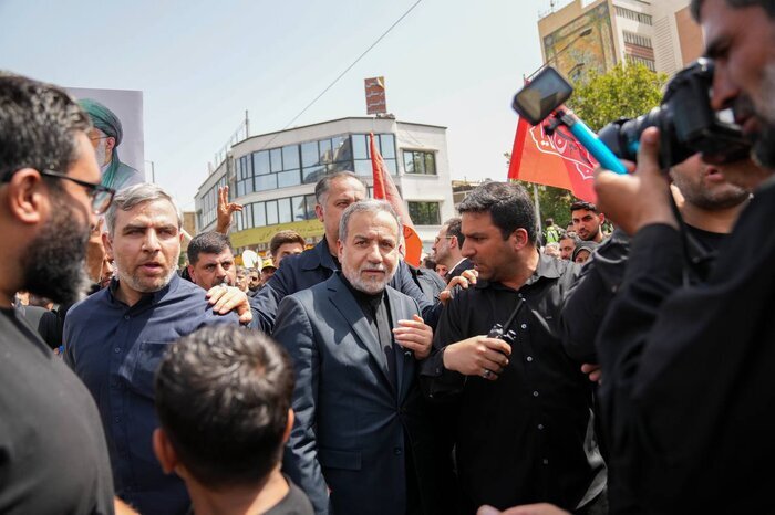 FM praises Iranians for resistance against Israeli aggression