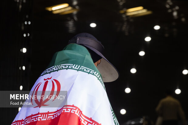 تشییع پیکر 60 شهید اقتدار در تهران - 3 16