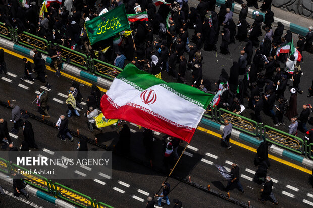 تشییع پیکر 60 شهید اقتدار در تهران - 3 54