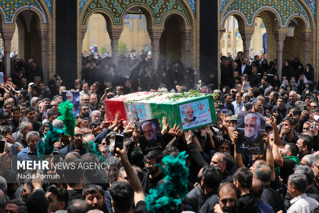 خاکسپاری شهید «محمدمهدی طهرانچی‌» در حرم حضرت عبدالعظیم حسنی (ع)7