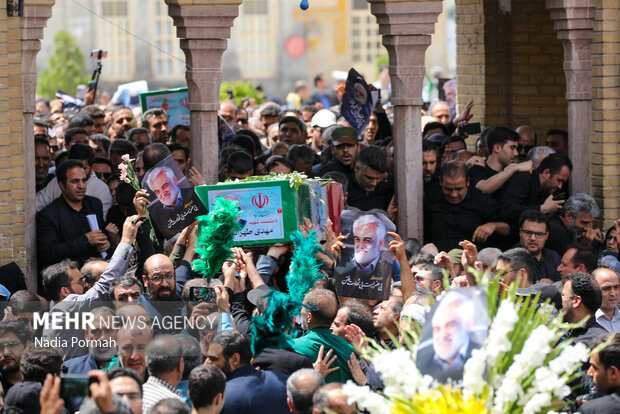 خاکسپاری شهید «محمدمهدی طهرانچی‌» در حرم حضرت عبدالعظیم حسنی (ع)