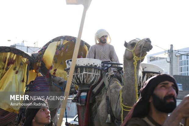 حرکت نمادین کاروان نینوا در بیرجند