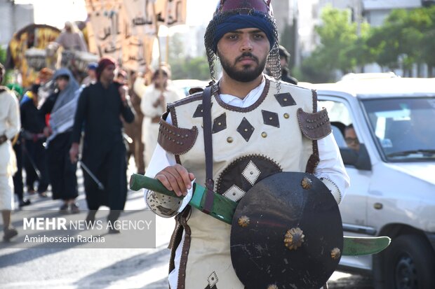 حرکت نمادین کاروان نینوا در بیرجند