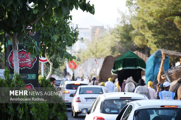 حرکت نمادین کاروان نینوا در بیرجند