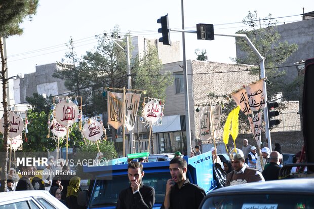 حرکت نمادین کاروان نینوا در بیرجند
