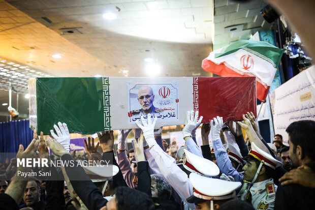 تشییع پیکر سردار شهید محمد باقری