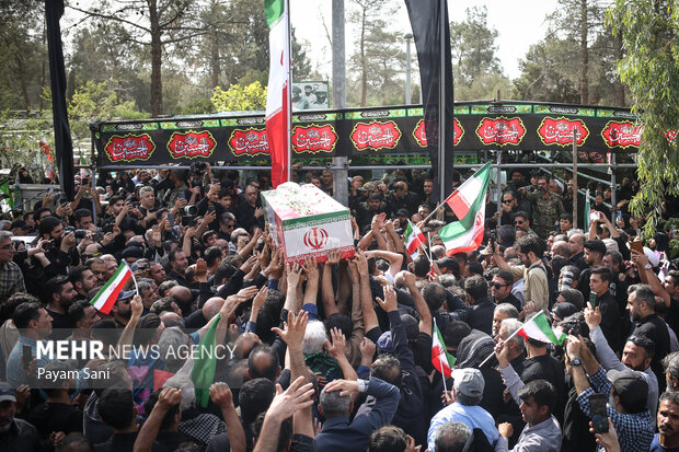 تشییع پیکر سردار شهید محمد باقری