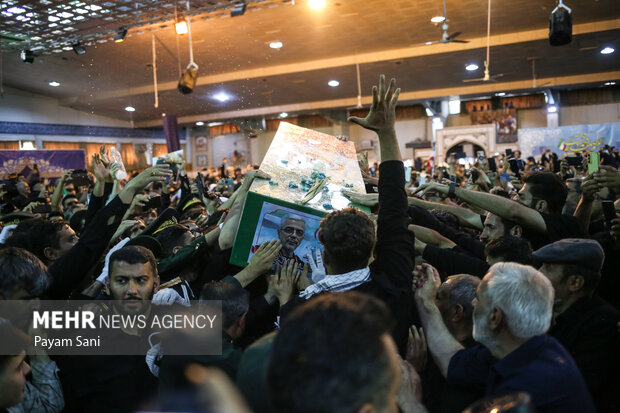 تشییع پیکر سردار شهید محمد باقری