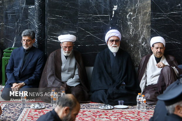 بزرگداشت شهدای هفتم تیر در حرم امام رضا (ع)