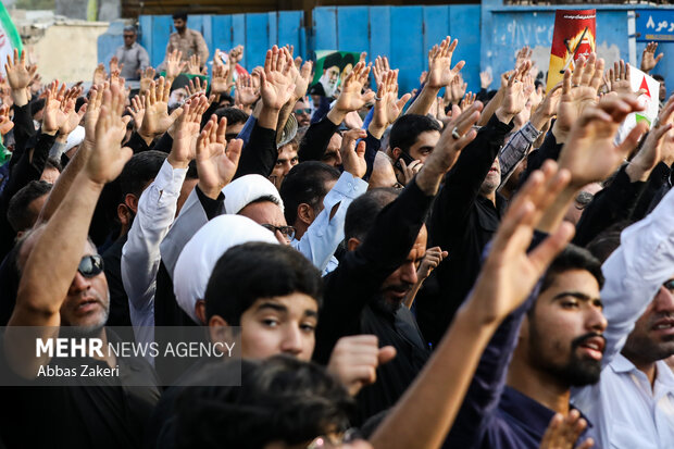 تشییع پیکر مطهر شهید «سعید آذربادگان» در بندرعباس