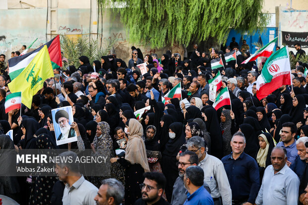 تشییع پیکر مطهر شهید «سعید آذربادگان» در بندرعباس