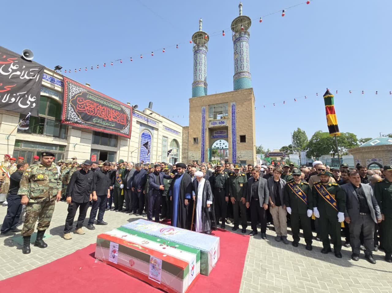 مراسم تشییع شهیدان «حیدری و ضرغامی پرست» آغاز شد