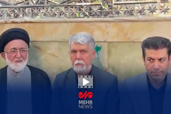 لحظات عزاداری برای شهید طهرانچی در حرم مطهر شاه عبدالعظیم حسنی(ع)