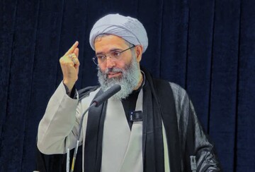امام جمعه قشم: با دوقطبی‌ سازی‌های مجازی در جامعه مقابله شود