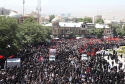 ایران کے مختلف شہروں میں شہداء کی تشییع؛ قومی یکجہتی کا عظیم مظاہرہ