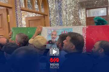 تشییع پیکر سپهبد شهید حسین سلامی با نوای «لبیک یا حسین»