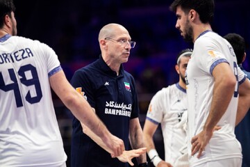 Piazza will continue with Iran volleyball team: Taghavi