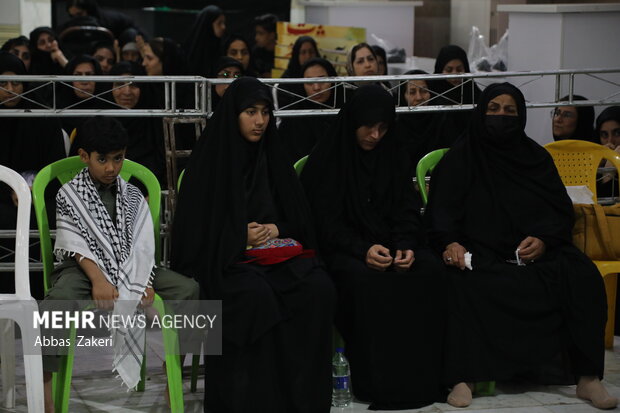 مراسم تدفین و خاکسپاری شهید «سعید آذربادگان» در گلزار شهدای بندرعباس