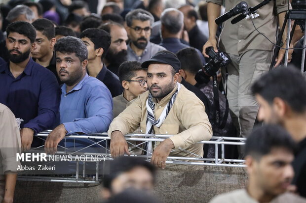 مراسم تدفین و خاکسپاری شهید «سعید آذربادگان» در گلزار شهدای بندرعباس