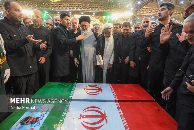 مراسم خاکسپاری سپهبد شهید «حسین سلامی» در حرم عبدالعظیم حسنی(ع)