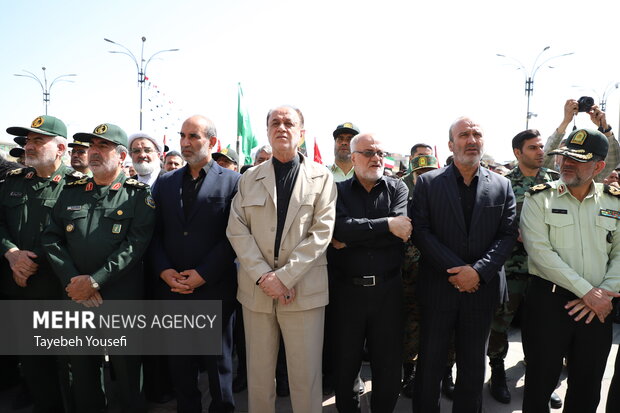 تشییع و خاکسپاری پیکر سردار شهید «علی شادمانی» در همدان