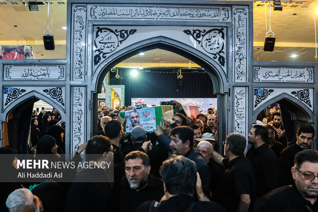 مراسم تشییع و تدفین پیکر سرداران شهید در بهشت حضرت زهرا (س) تهران