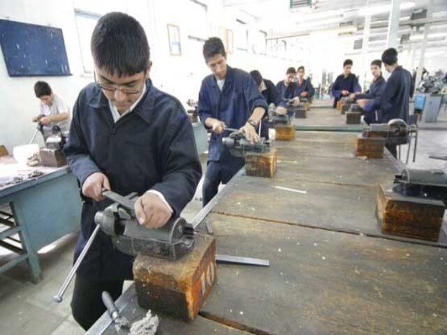 ۱۷ گروه مختلف در کردستان زیر پوشش آموزشهای فنی حرفهای هستند