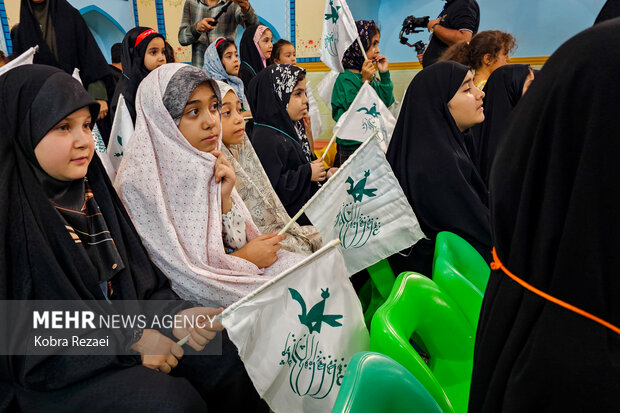 گردهمایی کودکان عاشورایی در حرم مطهر امام رضا(ع)