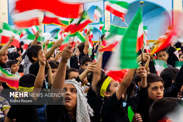 گردهمایی کودکان عاشورایی در حرم مطهر امام رضا(ع)