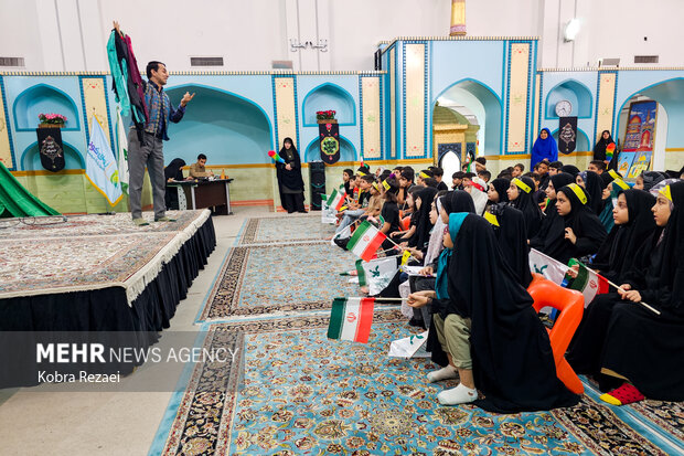 گردهمایی کودکان عاشورایی در حرم مطهر امام رضا(ع)