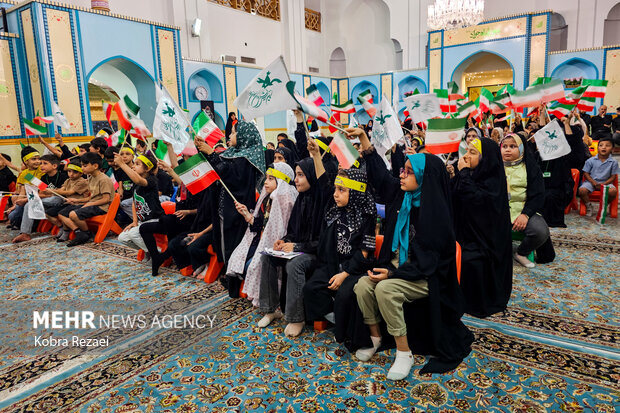 گردهمایی کودکان عاشورایی در حرم مطهر امام رضا(ع)