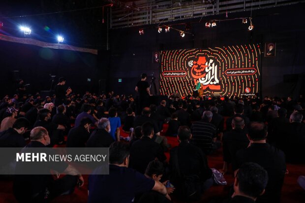 مراسم عزاداری شب چهارم محرم در هیئت خادمین الرضا(ع) رشت