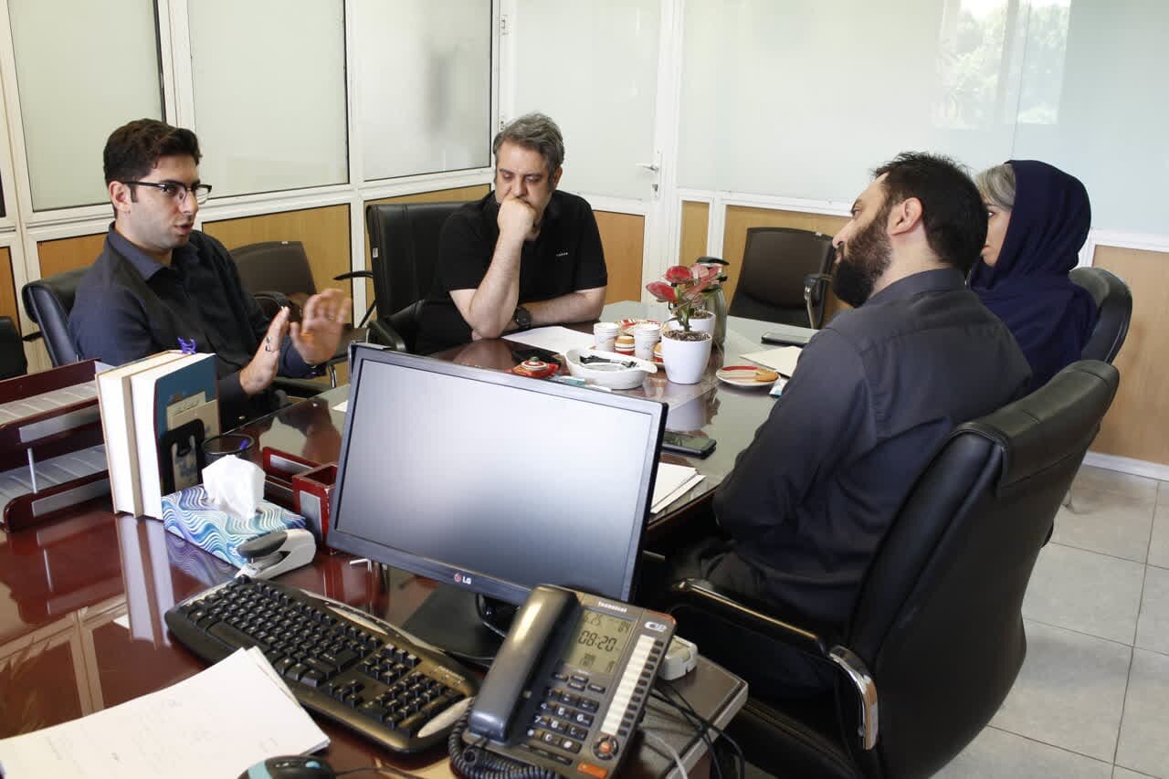 نه توقف، نه تزئین؛ هنرهای تجسمی در خدمت روایت لحظات حساس نه توقف، نه تزئین؛ هنرهای تجسمی در خدمت روایت لحظات حساس