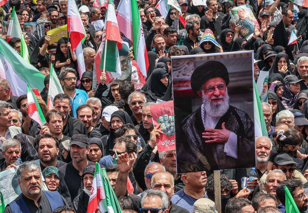 Fatwas draw a red line: No tolerance for threats against Ayatollah Khamenei