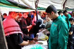 Kirmanşah halkı Hz.İmam Hüseyin için yasta