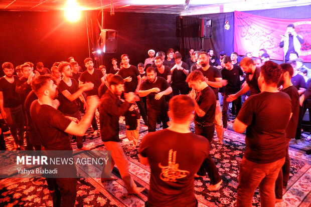 عزاداری شب پنجم ماه محرم در حسینیه علمدار کرمانشاه